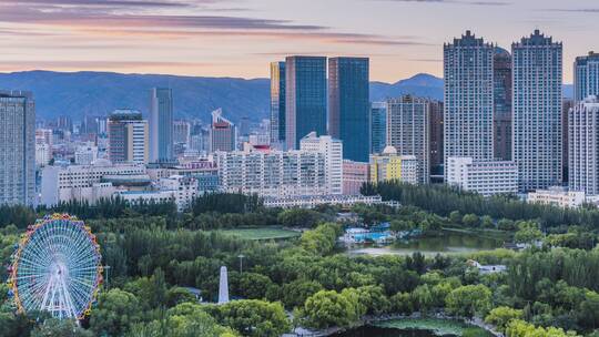 中国内蒙古呼和浩特青城公园天际线延时摄影