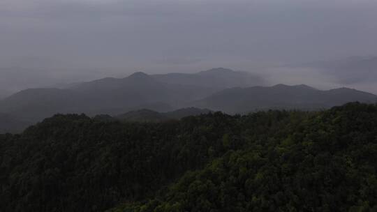 美丽山间小镇航拍