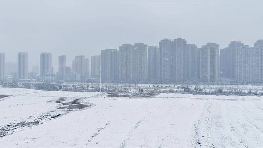 航拍银装素裹城市雪景长沙雪景