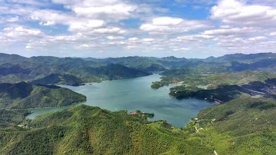 航拍青山绿水  山区水库  山区水资源