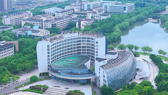 上海东华大学松江校区 国家级水利风景区