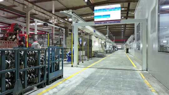 工厂生产线内部场景