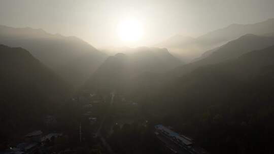 秦岭山脉秋季风景