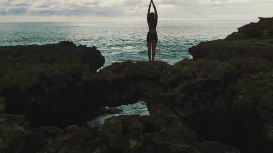 女人，瑜伽，海岸，海