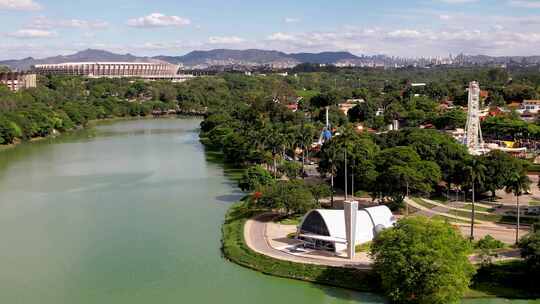 巴西贝洛奥里藏特米纳斯吉拉斯市中心的潘普尔哈湖