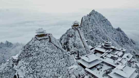 河南老君山冬季雪后云海大气航拍