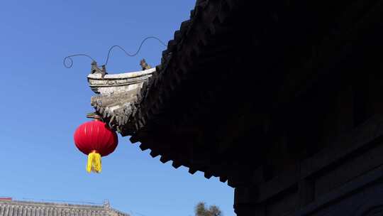 顺佑寺古建筑屋檐红灯笼特写