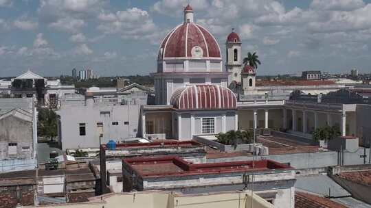 古巴西恩富戈斯人文建筑