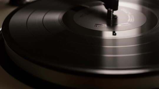 黑胶唱片播放特写素材