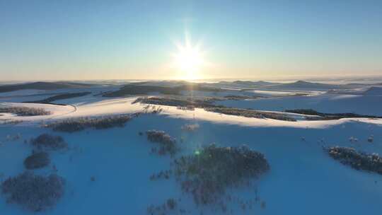 航拍大兴安岭寒冬丘陵雪原