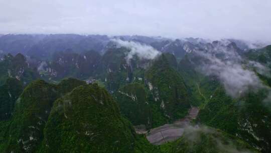 航拍雨后群山云雾缭绕山峦叠嶂山脉山川