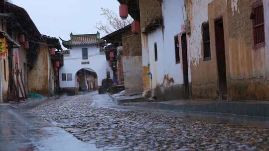 广东南雄珠玑古镇古巷雨天升格空镜