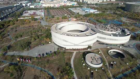 天津团泊萨马兰奇纪念馆城市建筑风光航拍