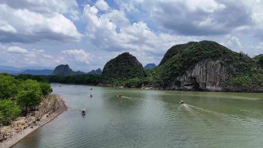 桂林夏季漓江风景区