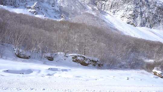 长白山雪景天池冬天下雪景点素材旅游