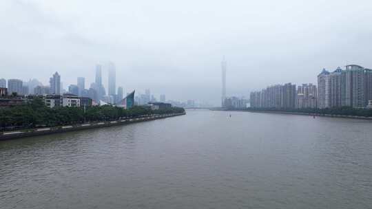 雨后的珠江江面航拍