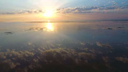 航拍湿地湖面