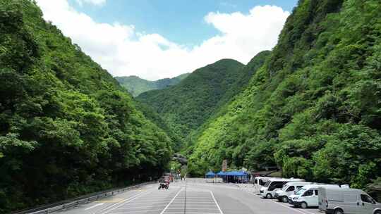 航拍湖北神农架官门山景区