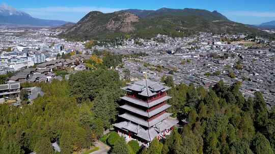 玉龙雪山丽江狮子山航拍