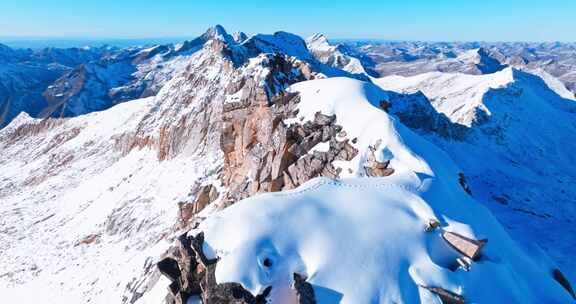 四川达古冰川航拍合集川西雪山风景