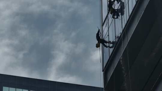 城市楼宇清洁高空作业蜘蛛人