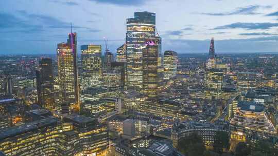 伦敦金融城商务区大厦夜景航拍延时视频素材模板下载
