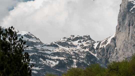 川西雪山峡谷延时摄影