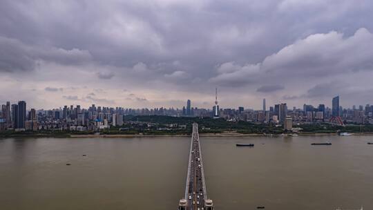 武汉长江雨后天气风云翻腾