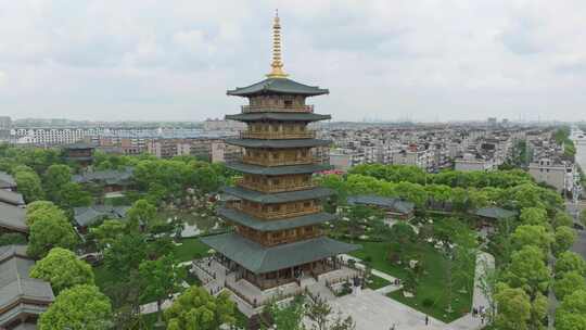 上海宝山寺寺庙中式建筑航拍