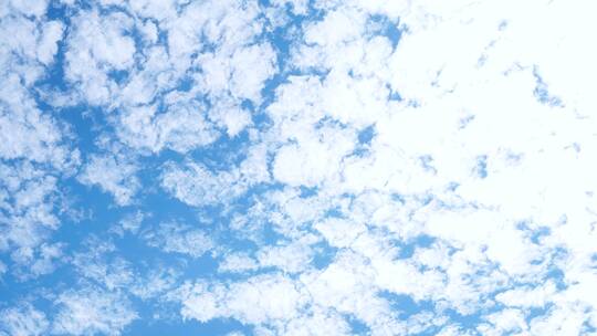 天空蓝天白云延时块状云朵多云少云薄云天气