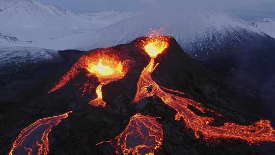 火山，熔岩，喷发，火山口