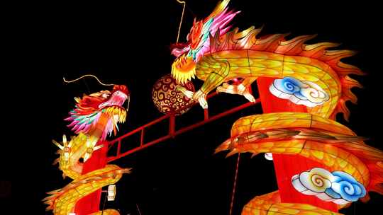 南京老门东龙年双龙戏珠花灯的春节新年气氛
