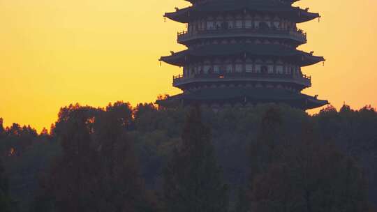 杭州西湖雷峰塔日落黄昏建筑风景