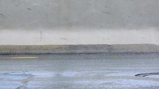 下暴雨下大雨下雨天雨水雨滴街景街道街头风