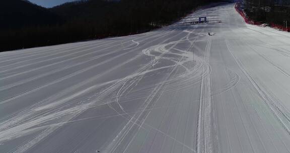 航拍滑雪场广角空镜头