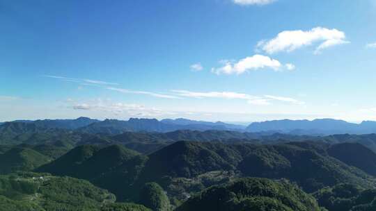 广元曾家山腹地的云天与大山