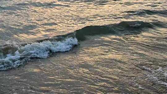 海南三亚椰梦长廊傍晚沙滩夕阳海浪