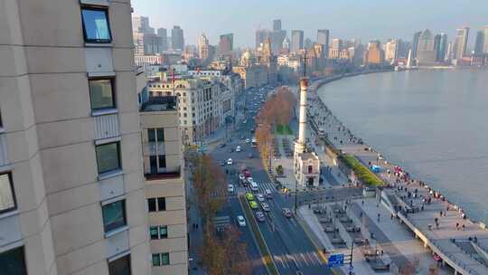 上海黄浦区外滩航拍中山东二路车辆交通风景