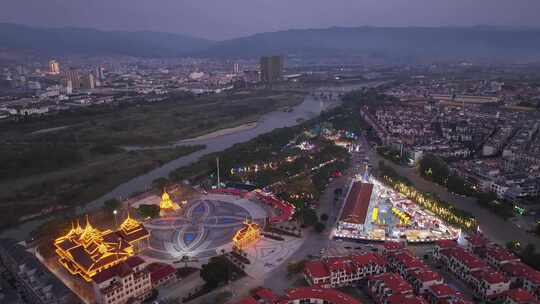 云南德宏州瑞丽江广场中缅边境航拍夜景风光