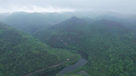 4K湖北恩施龙船水乡山峰河流云雾缭绕航拍