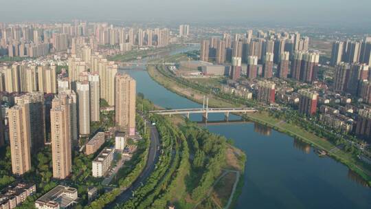 航拍湖南衡阳蒸水弯城市天际线视频素材模板下载