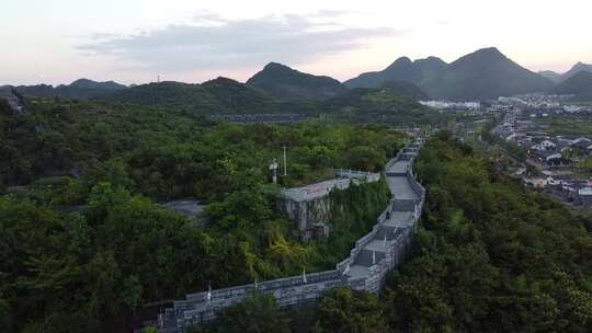 航拍贵州青岩古镇城墙大气人文景观