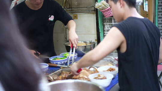 城市郊区郊外店铺美食城中村城镇小镇街区