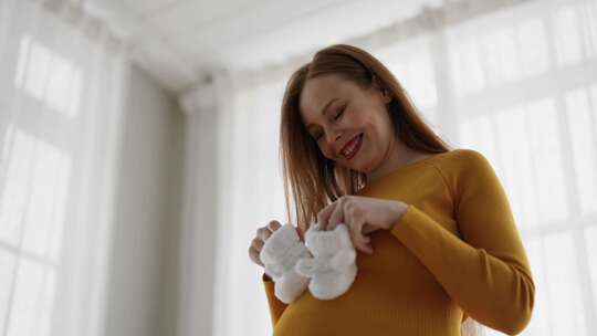 孕妇，女人，婴儿鞋，婴儿撞