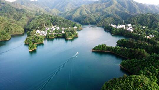 安徽省黄山太平湖景区航拍风光