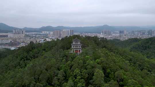 航拍深圳坪山燕子岭公园春晖阁