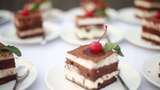 红丝绒蛋糕 甜品高清在线视频素材下载