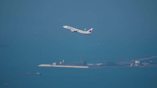 东海航空深圳机场飞机起飞机