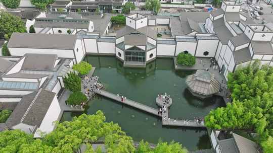 苏州博物馆建筑人流游客航拍