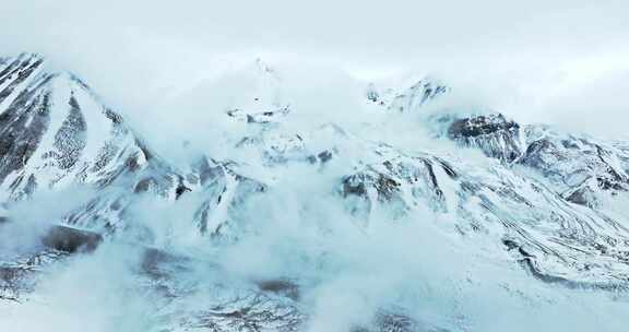 西部冰川雪景